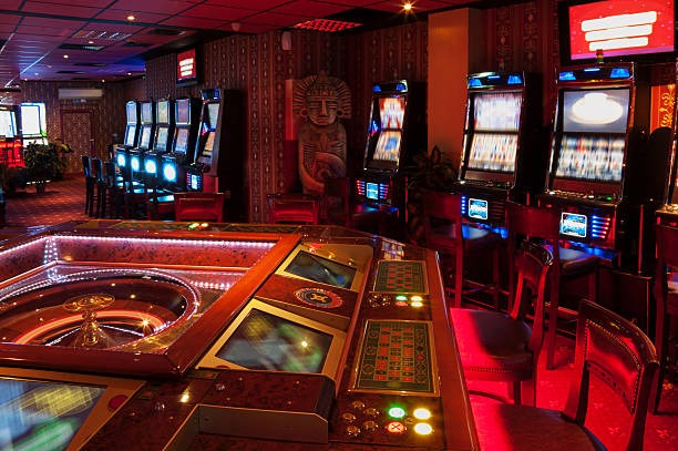 Live dealer at Andar Bahar table on mawartoto jitu